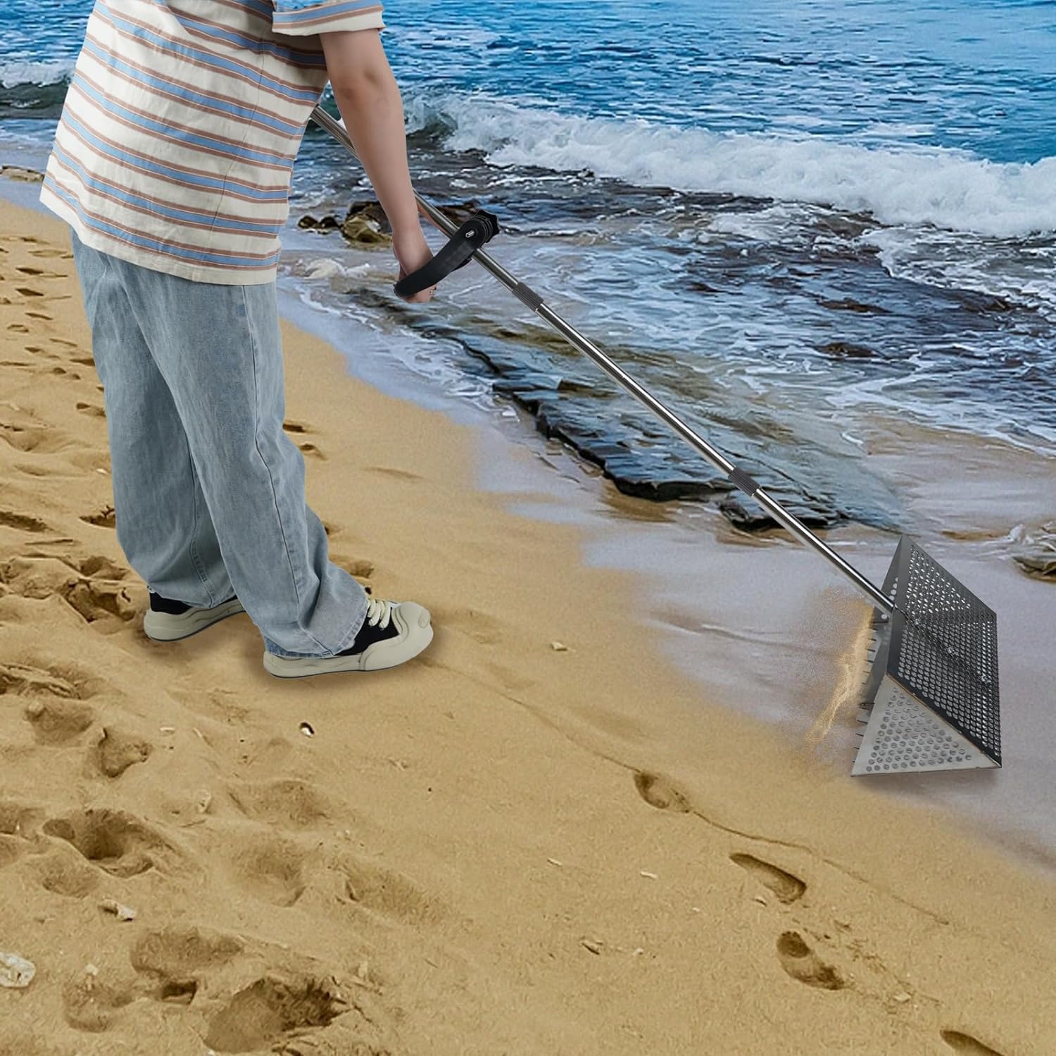 Drunmist on a sandy shoreline with finds showcasing outdoor-ready durability benefit