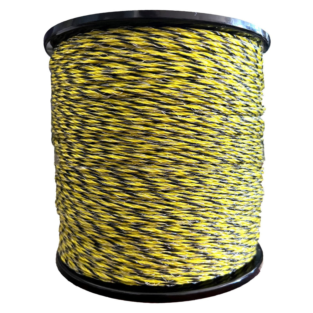 DSZBESTER polywire protecting garden showing quick setup and wildlife deterrence