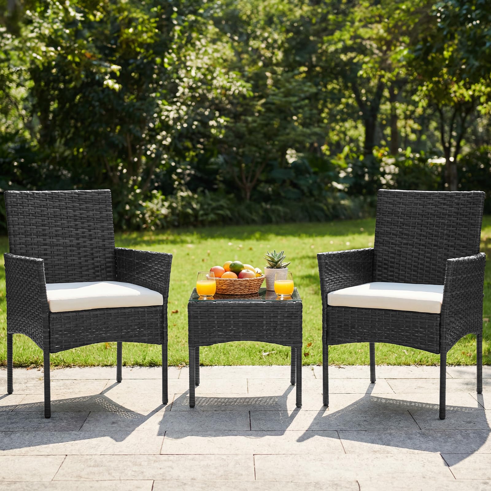 DUMOS close-up of PE rattan weave highlighting durable weather-resistant texture