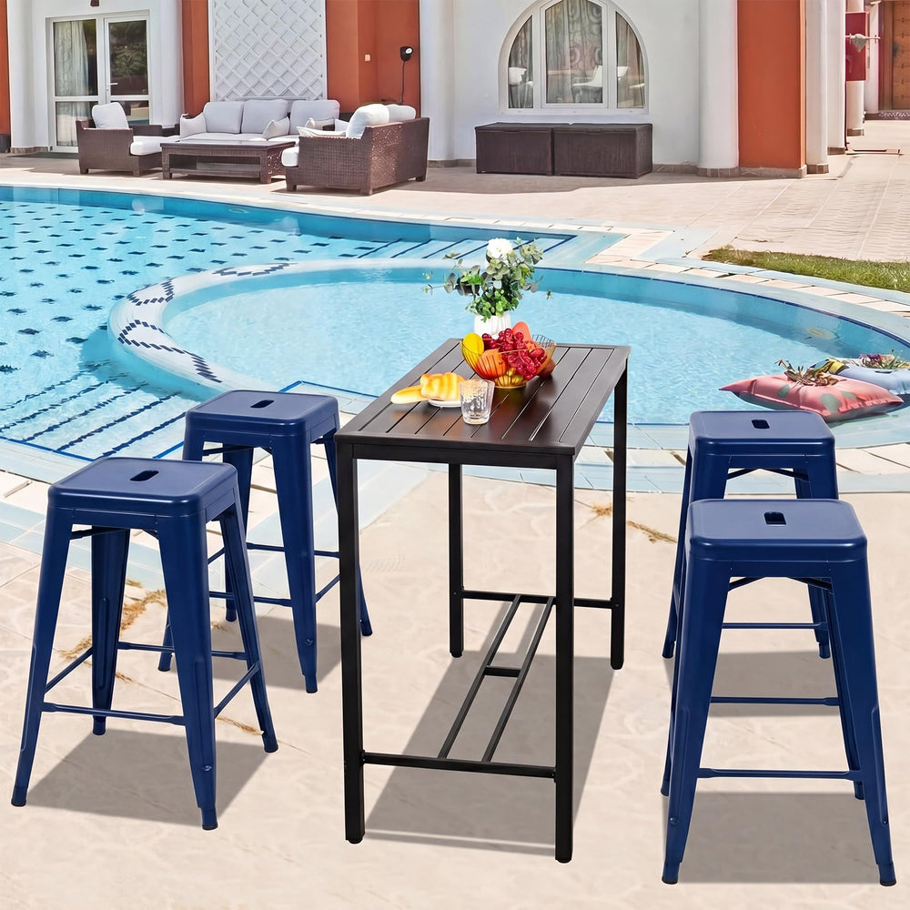 DUMOS seat close-up highlighting smooth 12x12 top and comfortable edges