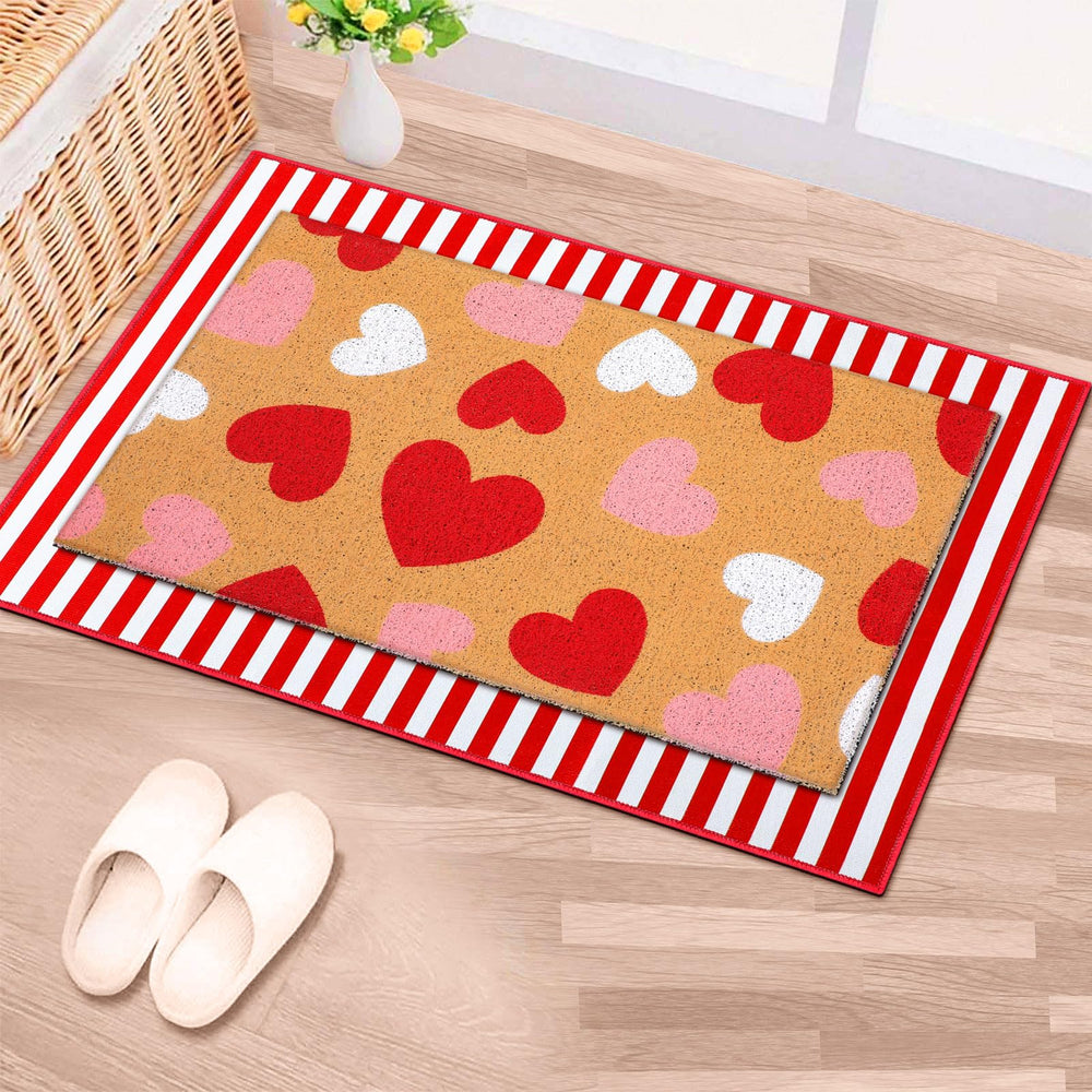 Duraaamo mats styled on a porch creating inviting seasonal curb appeal