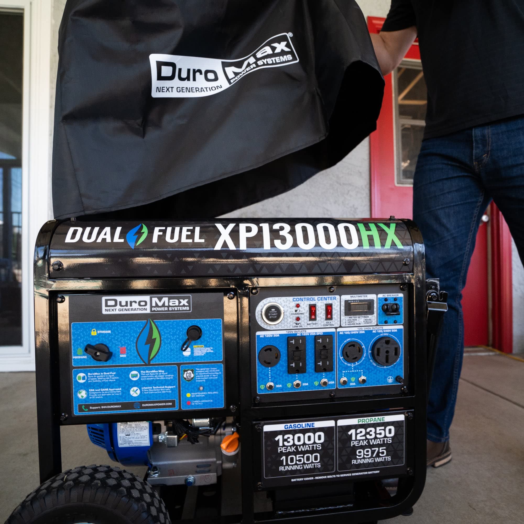 DuroMax logo on cover top adding visible brand and professional finish