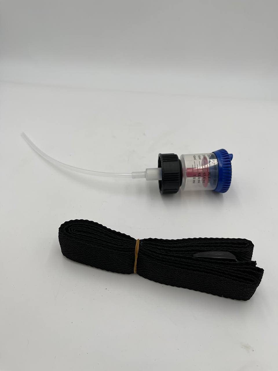 Durvet ivermectin solution close-up showing clear texture for consistent dosing