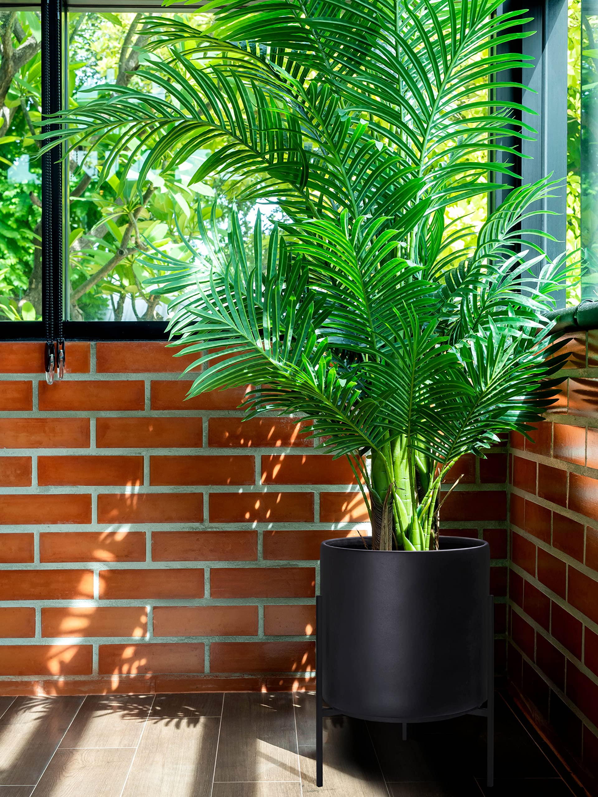D'vine Dev planter on covered balcony styling a space and protecting floors benefit