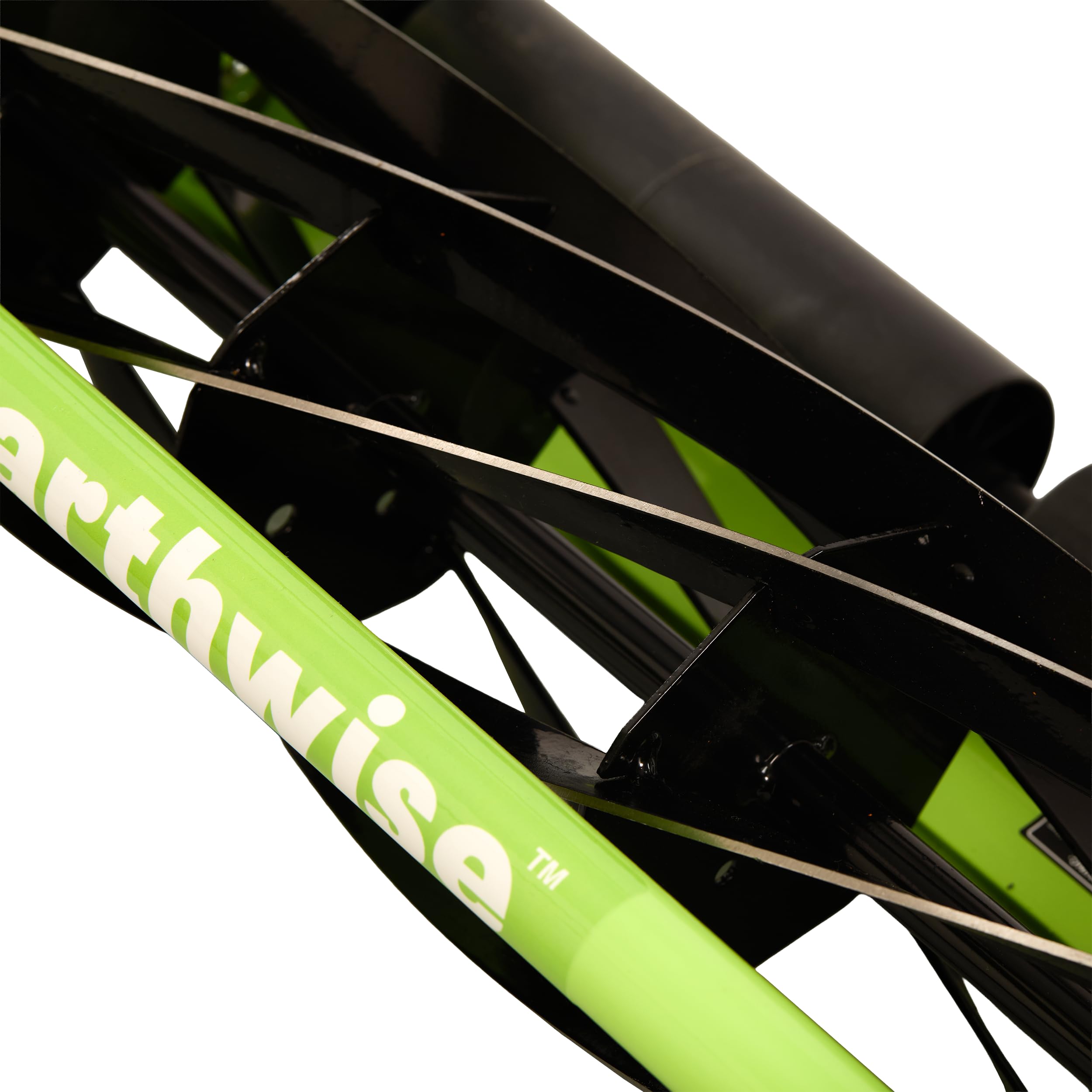 Earthwise steel side plate close detail showing durable build and longevity benefit