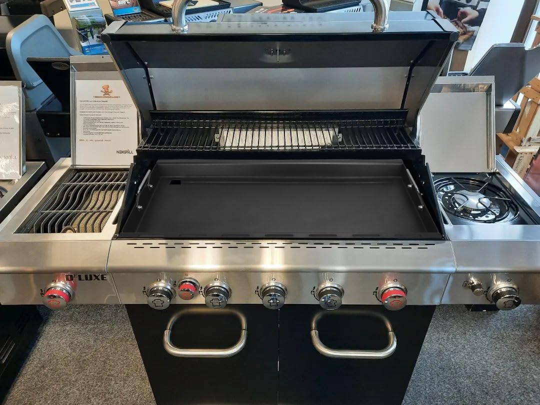 EasiBBQ griddle beside ruler showing dimensions for fit confirmation