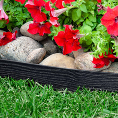 EasyFlex installed straight border in garden showing clean lawn separation