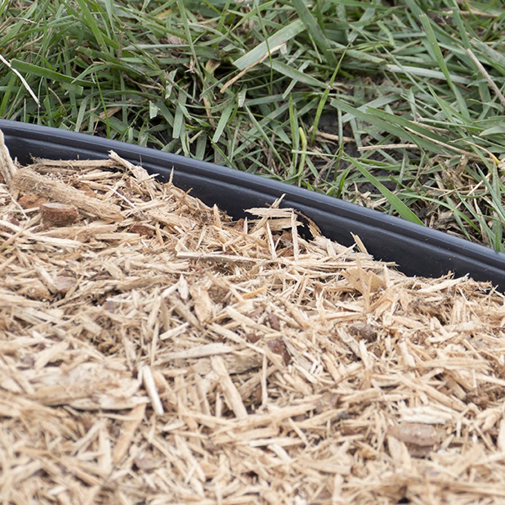 EasyFlex edging in a landscaped bed showing neat borders and low maintenance
