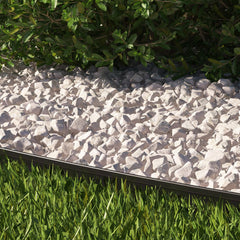 EasyFlex nylon spikes detail showing anchoring strength and easy install