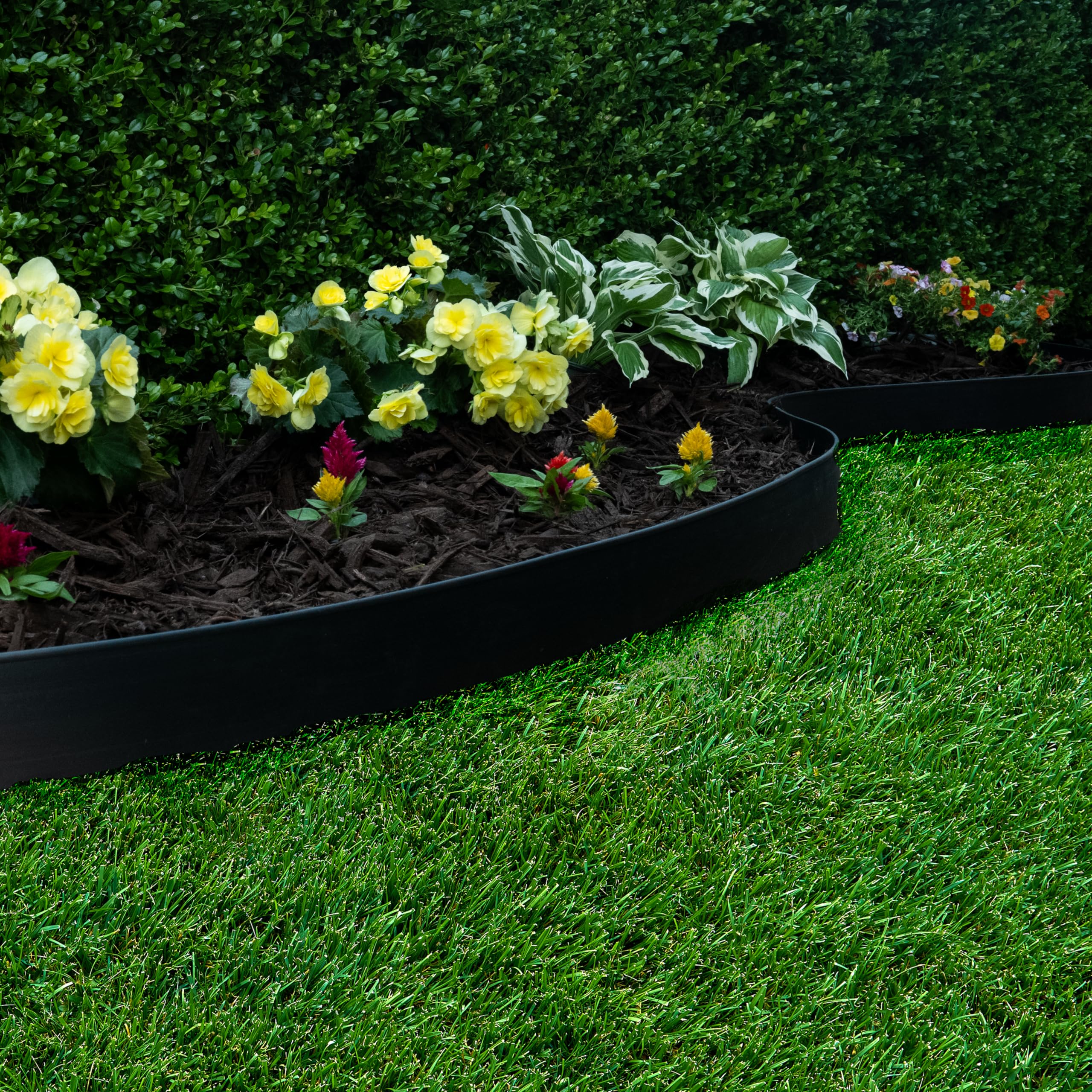 EasyFlex forming a tree ring, shields roots without digging damage