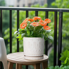 Eightpot close-up of ceramic glaze showing smooth finish and easy cleaning benefit