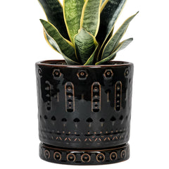 Eightpot front view black ceramic planter showcasing elegant boho design and style