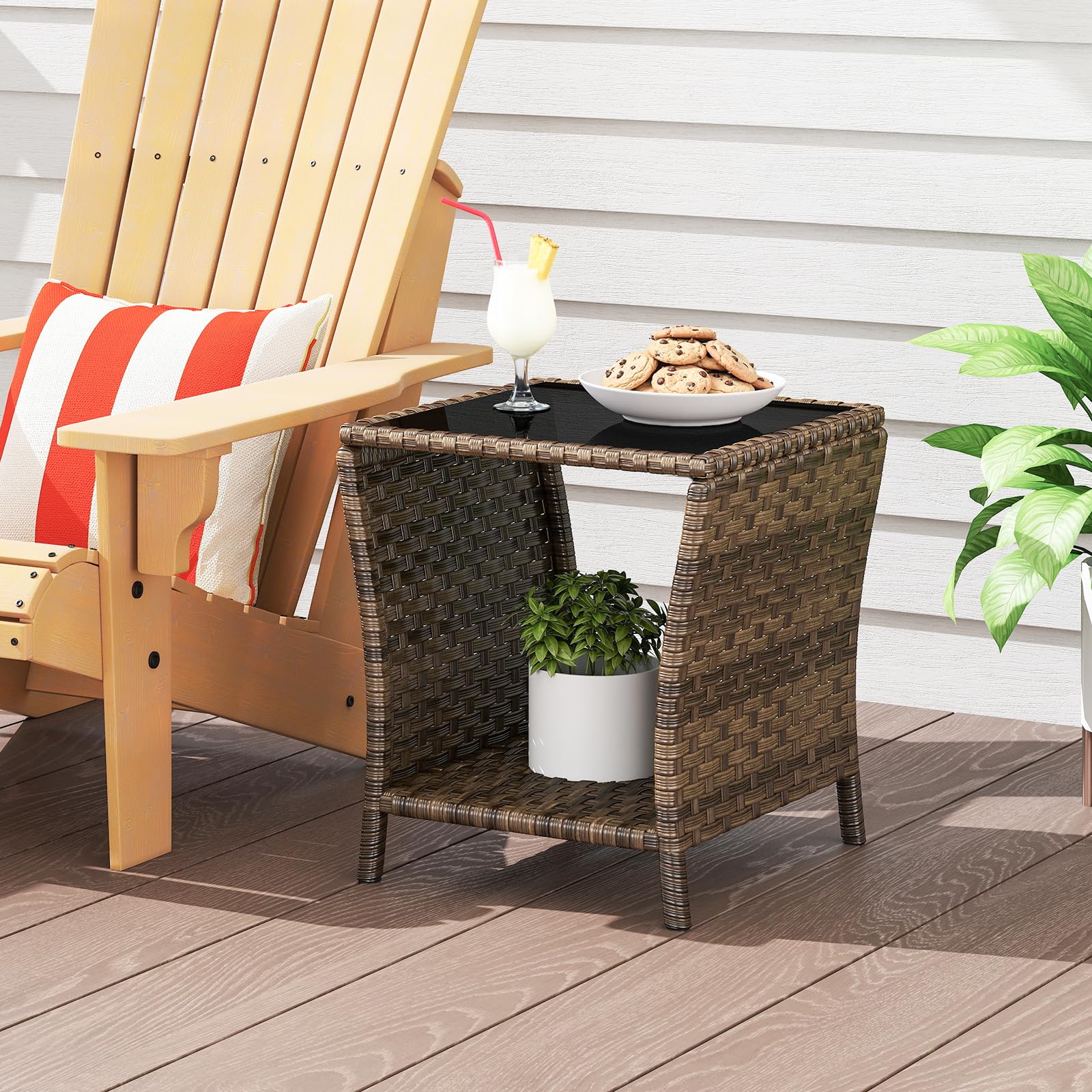 Elepude compact table on balcony illustrating small-space suitability