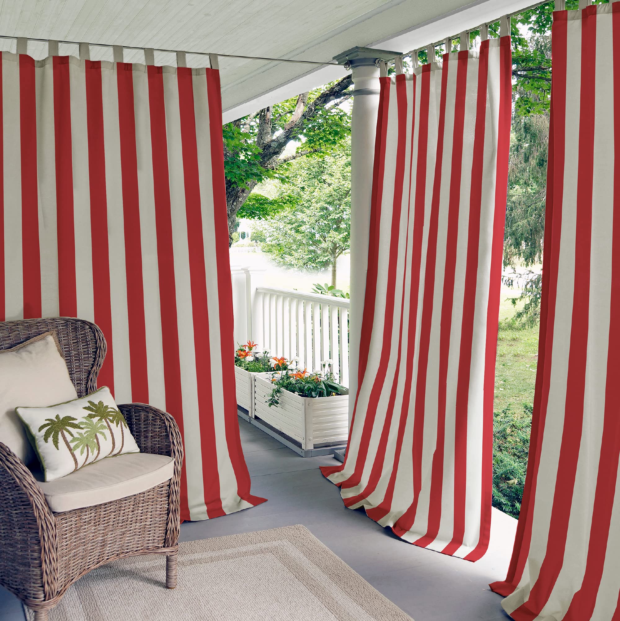 Elrene front view showing red Highland Stripe panel for stylish sun protection