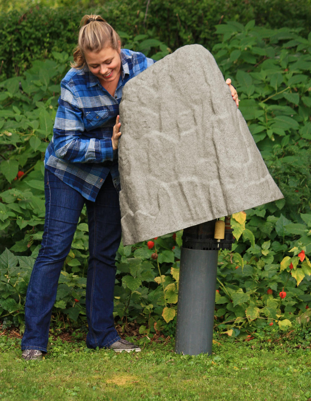 Emsco sandstone side profile highlighting tapered shape and easy placement benefit