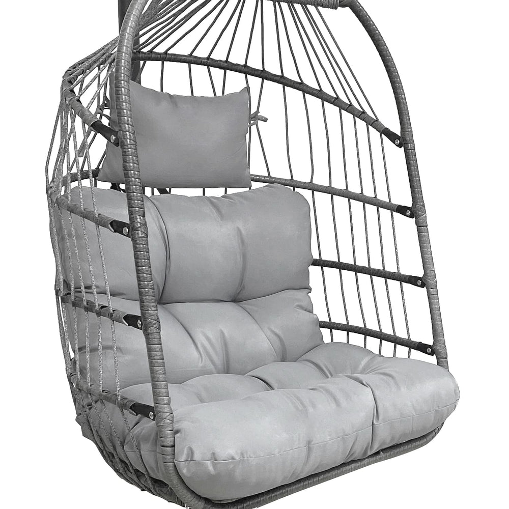 Enipate front view seat and headrest showing plush comfort