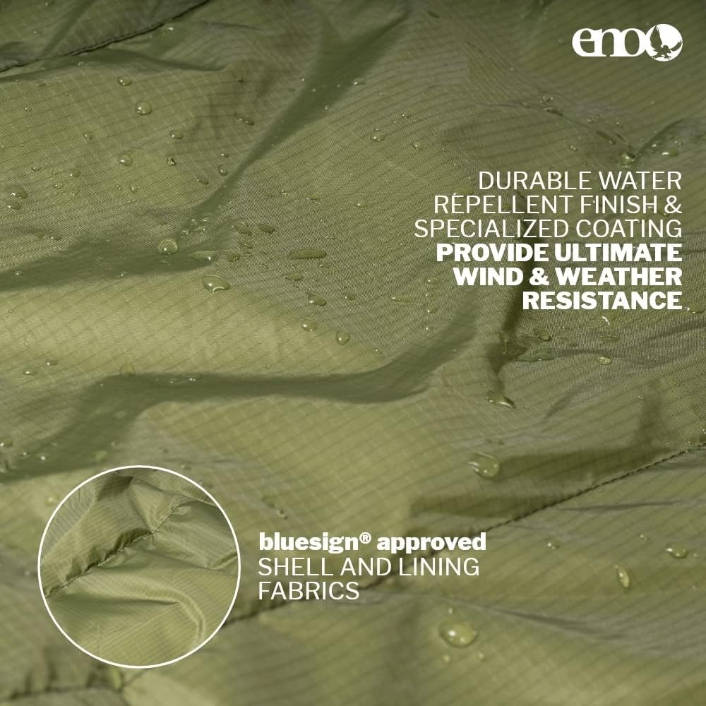 ENO underquilt shell repelling water to show moisture-resistant performance