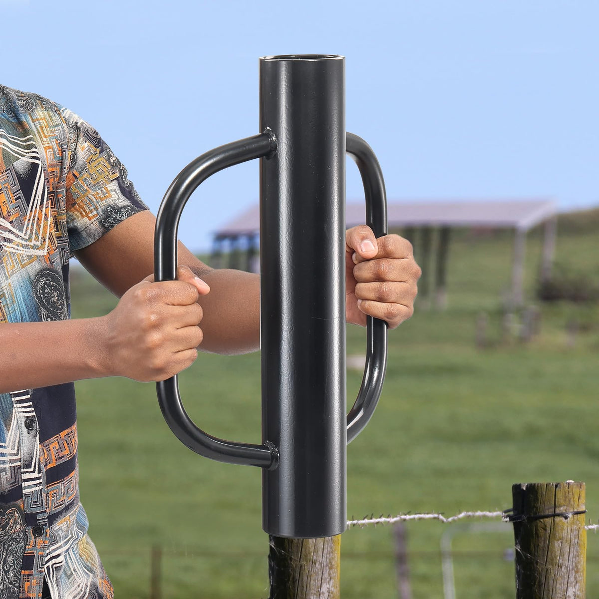 EUIJOIP front view of 12 lb post driver showing tube and dual handles for faster installs