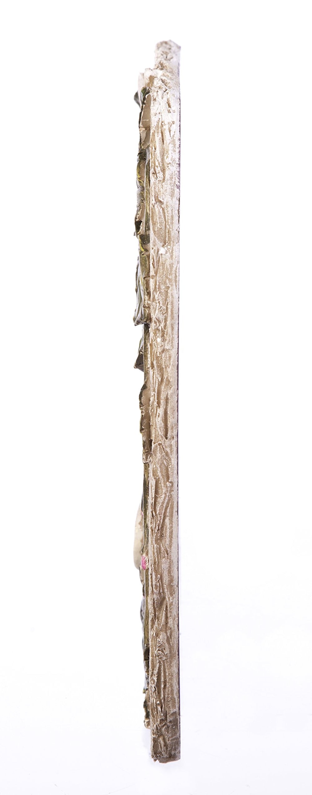 Evergreen Garden back view showing keyhole mount for hanging or using a display stand