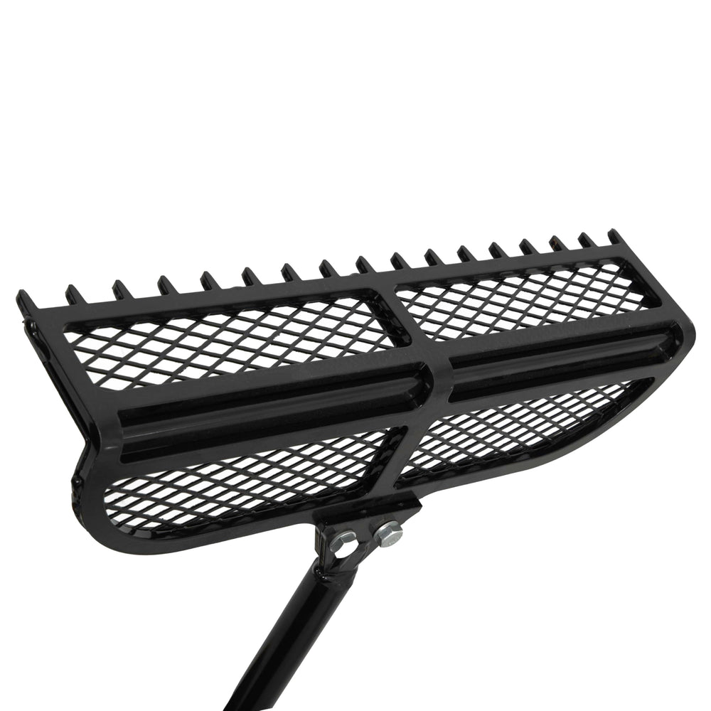 Extreme Max grate closeup showing mesh that sifts sand while trapping debris