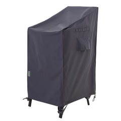 F&J Outdoors vista frontal de la funda protegiendo una silla, protección completa