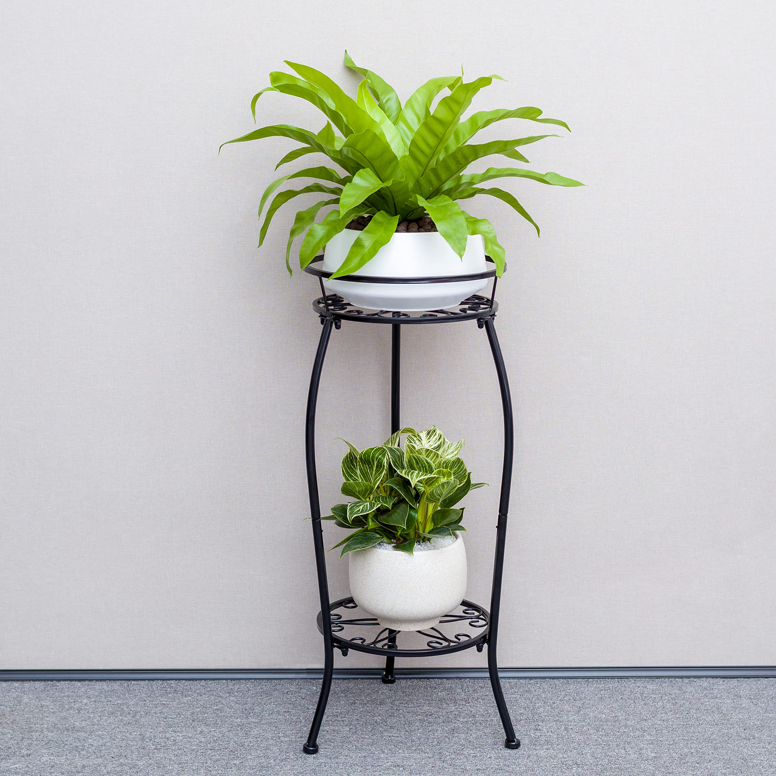 FaithLand top frame holding medium pot showing fit and support for common plant sizes