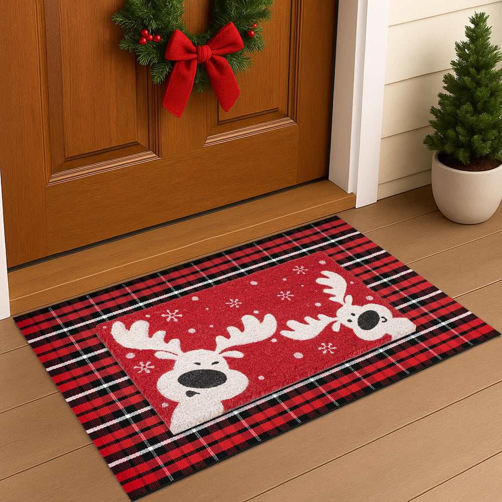 Fallovea styled porch with layered mats creates welcoming holiday entrance