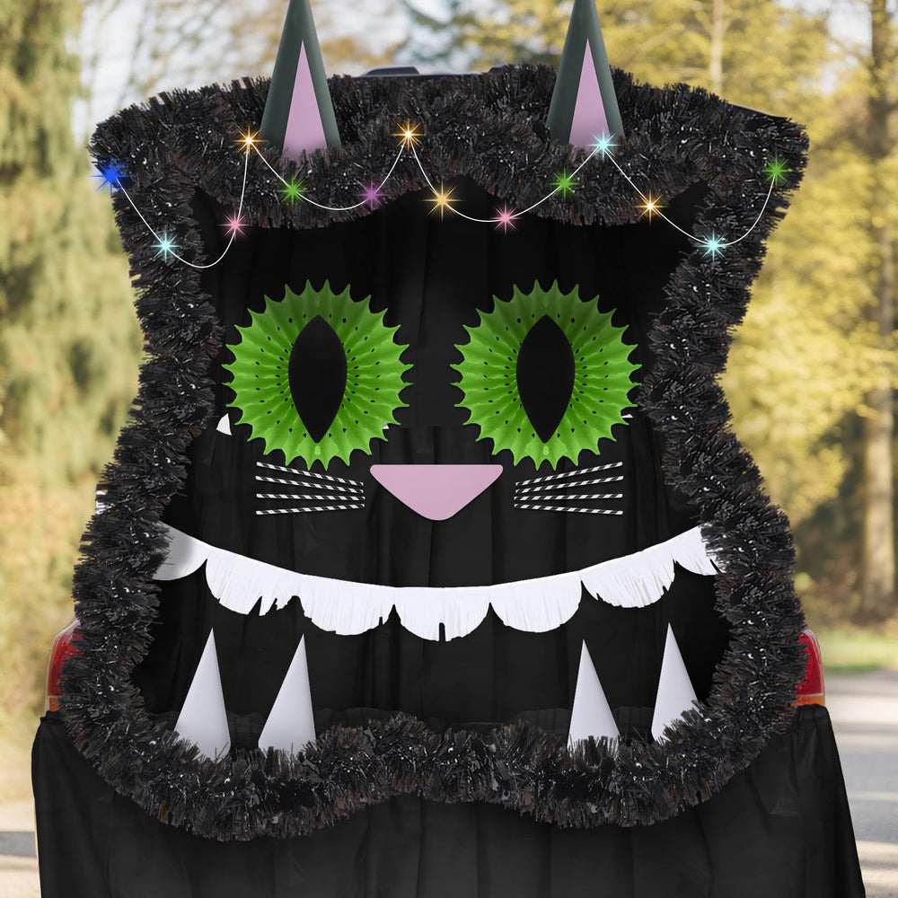 Fanfanwin black tinsel garland with paper fans illustrating texture and layered decoration