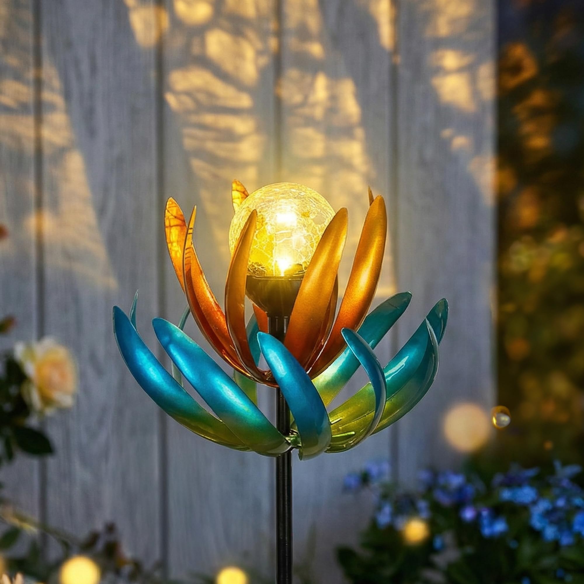 FANOAULEA lotus spinner front view showing decorative petals and motion benefit