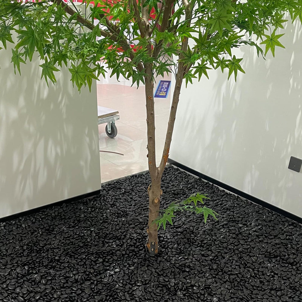 FANTIAN pebbles paving a patio showcasing durable, low-maintenance surface
