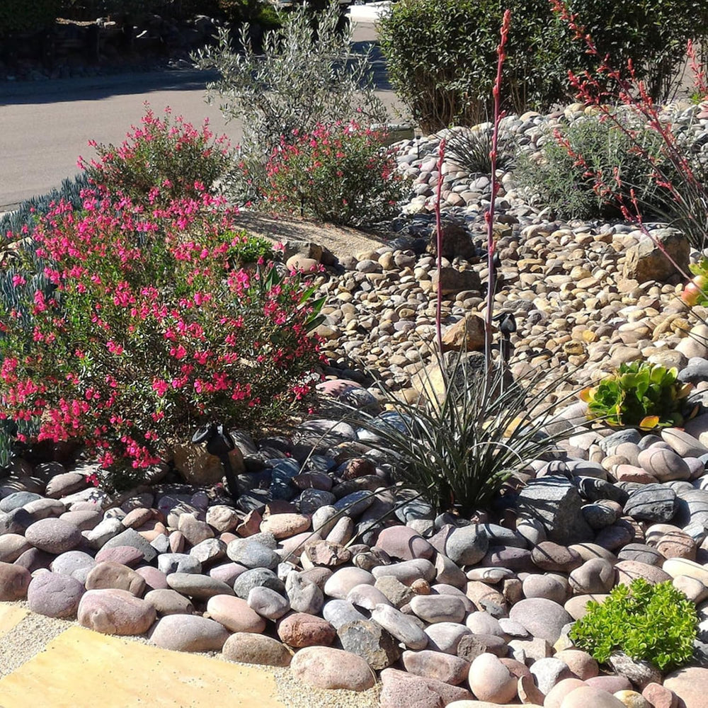 FANTIAN stones forming fire pit border providing heat-resistant perimeter control