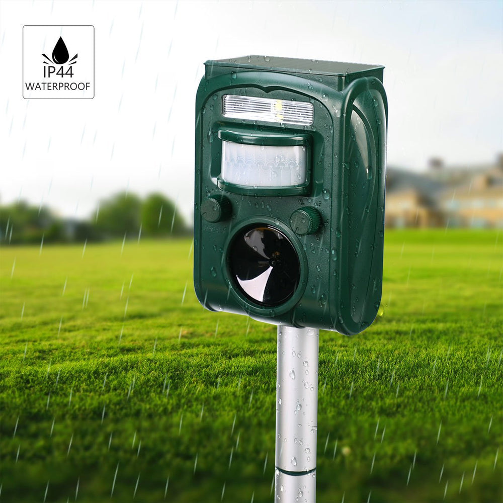 FAYINWBO mounted on garden stake protecting flower bed by detecting motion up to 25 feet