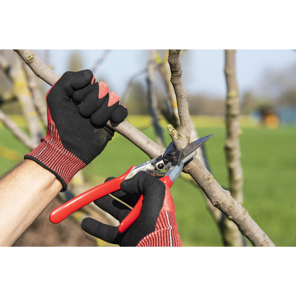 FELCO F-13 open blades highlighting hardened steel for consistently clean cuts