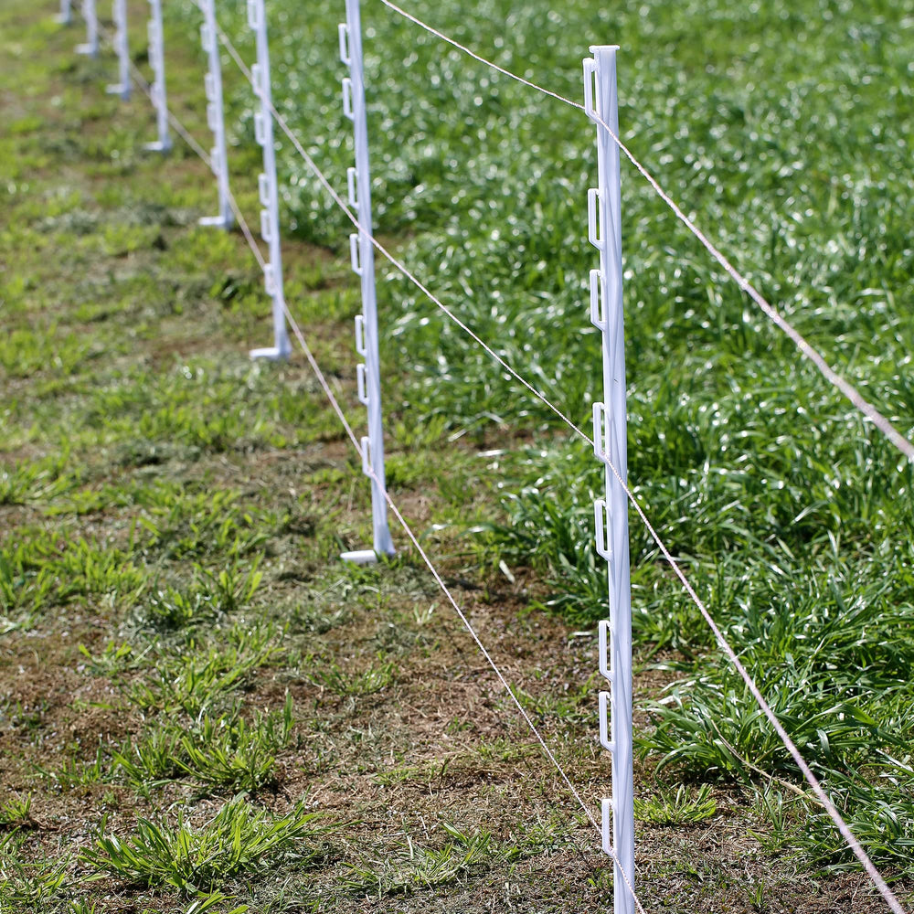 FENCE SHOCK stacked posts for easy storage and transport convenience