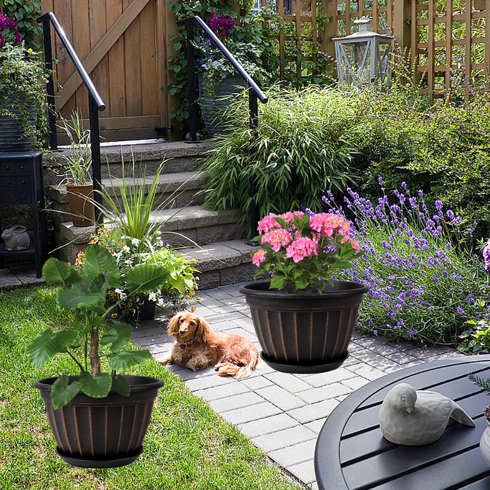 FGstyle stacked planters highlighting rolled rim for convenient storage and transport