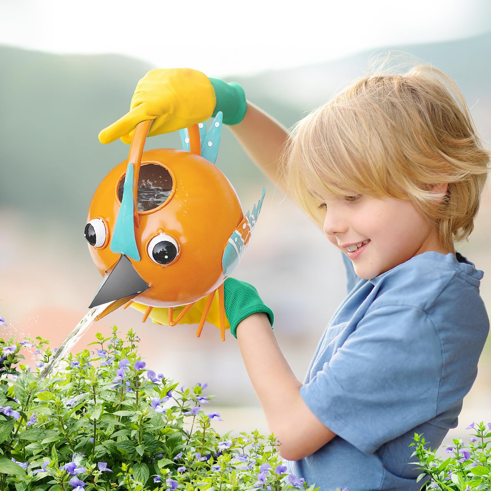 FGYPYLFF bird watering can on a balcony as a decorative practical plant accent