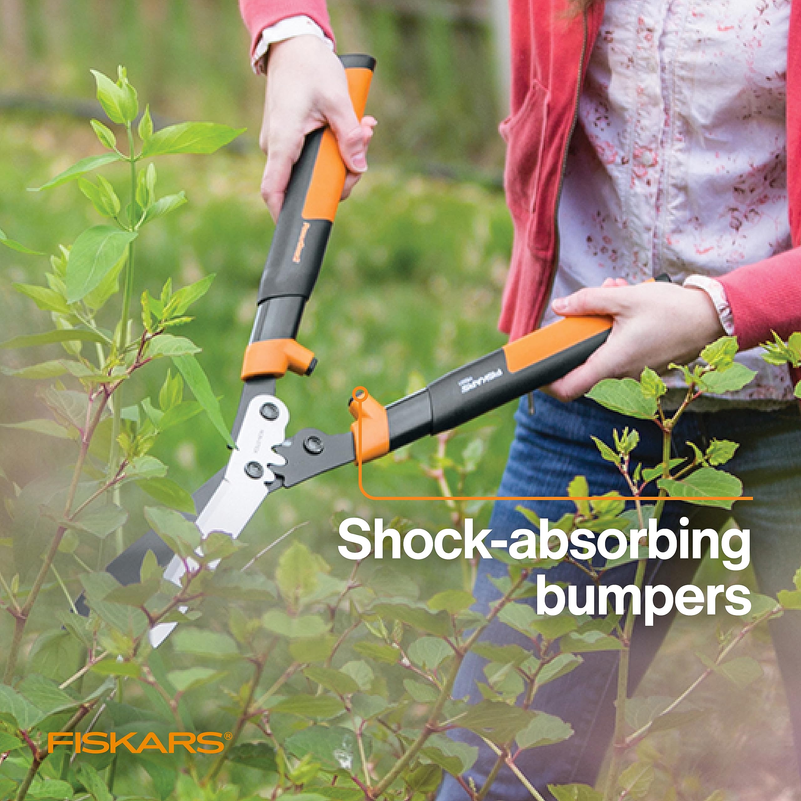 Fiskars blade low-friction coating close-up offering reduced gumming benefit