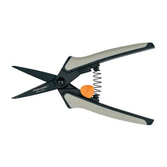 Fiskars close-up of micro-tip blades showing precision and clean cuts