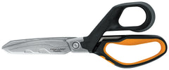 Fiskars front view showing full scissors and ergonomic benefit