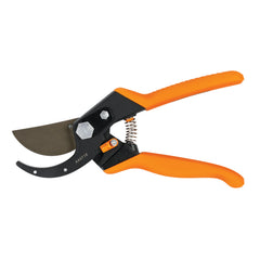 Fiskars front view of pruning shears showing durable frame and design for reliable cuts