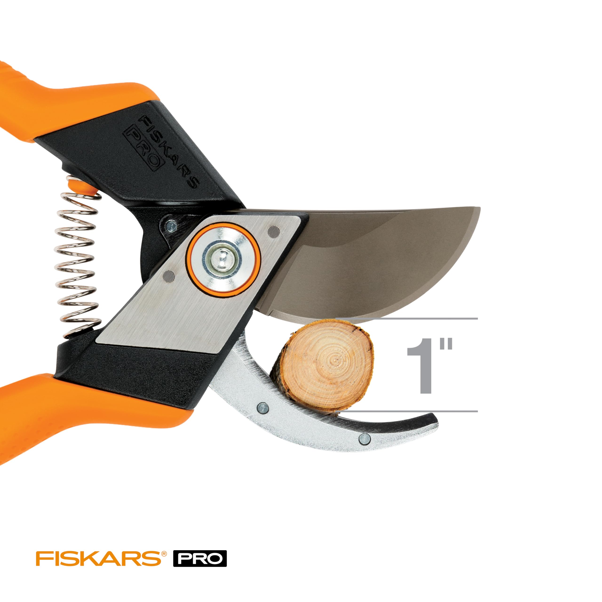 Fiskars pruners cutting a woody stem to demonstrate efficient 1-inch capacity