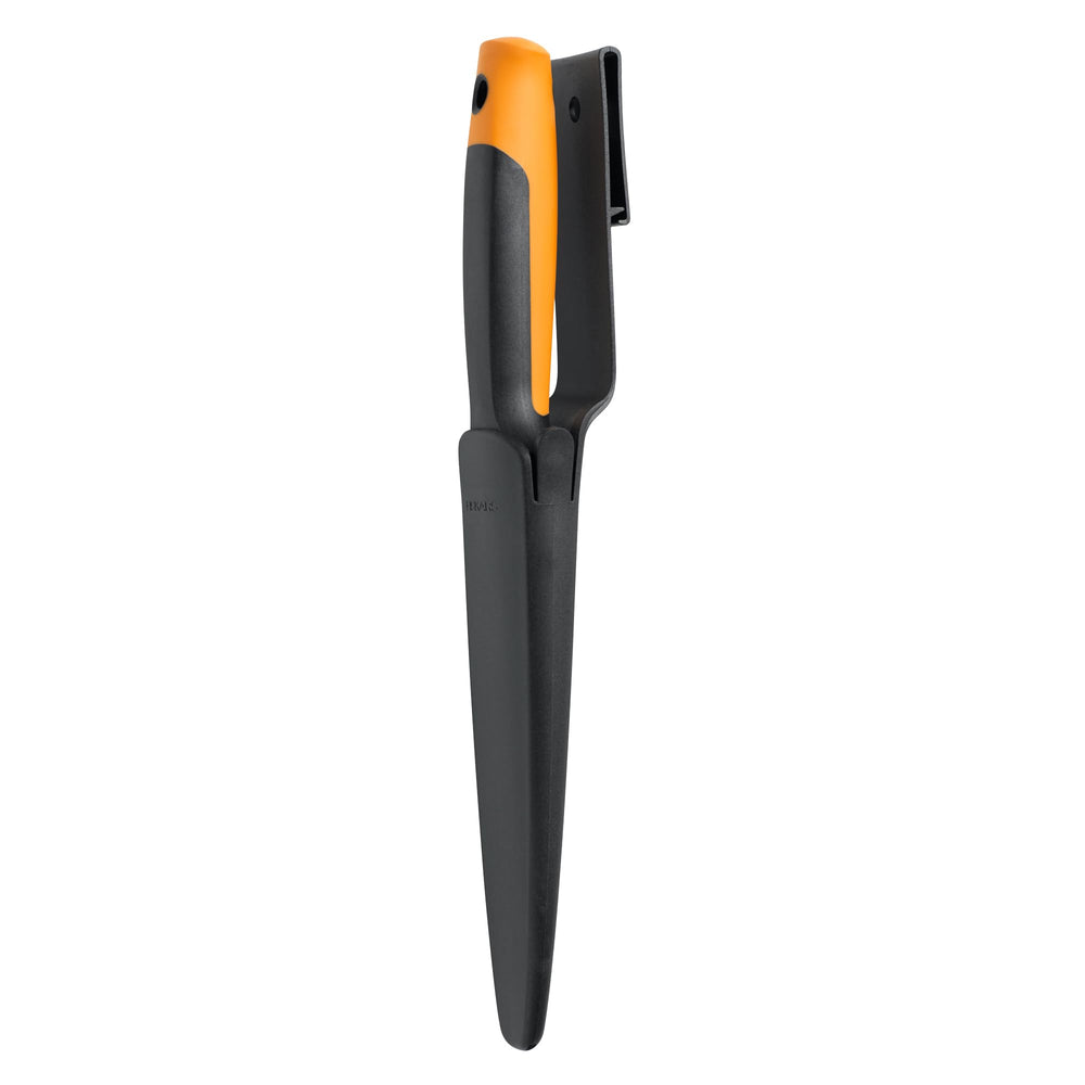 Fiskars next-to-hand scale comparison illustrating compact, ergonomic size