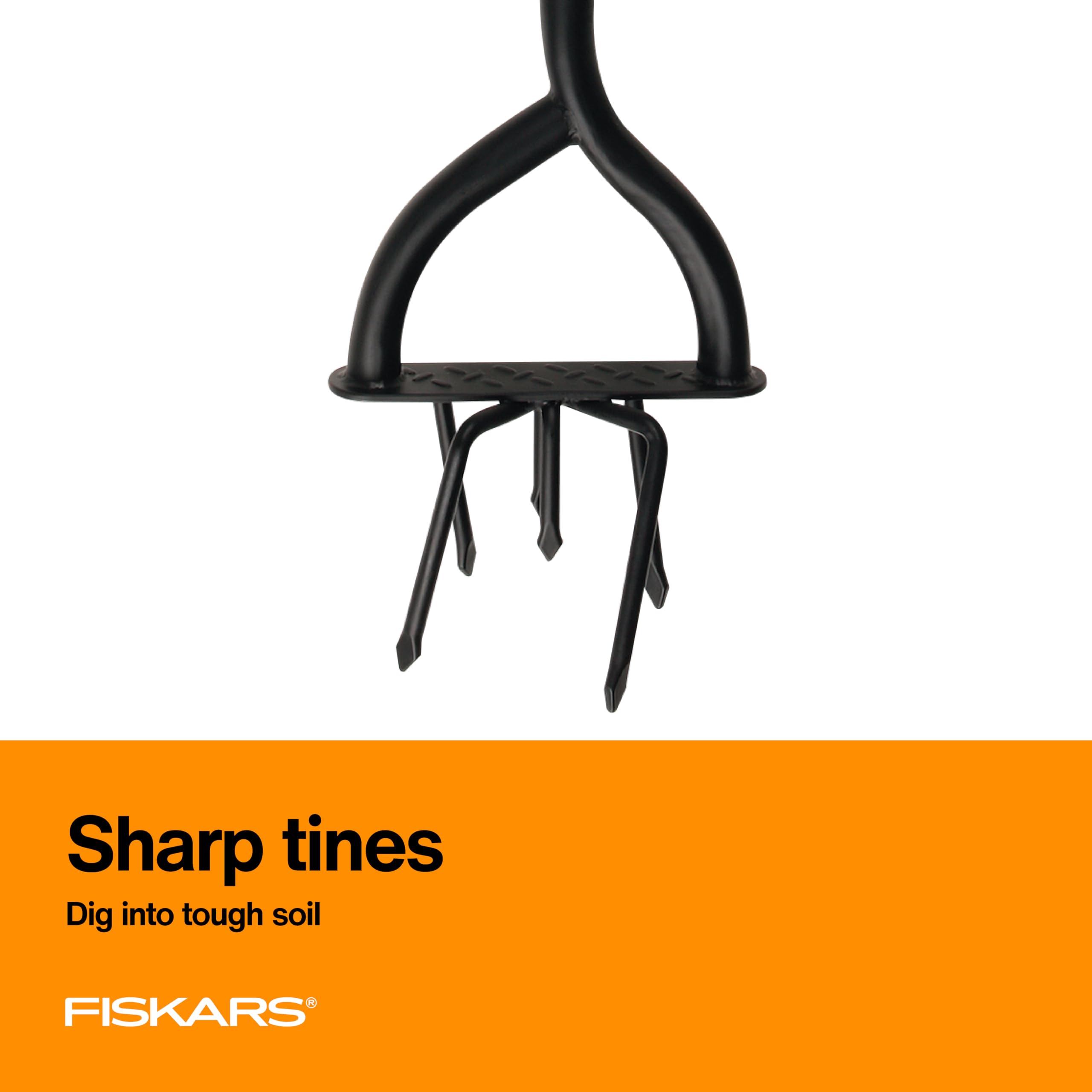 Fiskars foot platform detail with foot in stirrup, increased digging power benefit