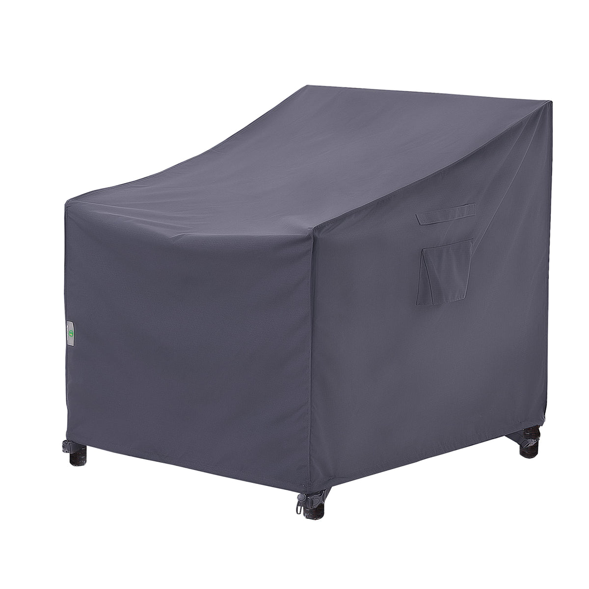 F&J Outdoors funda frontal en gris protegiendo silla de patio, protección visible