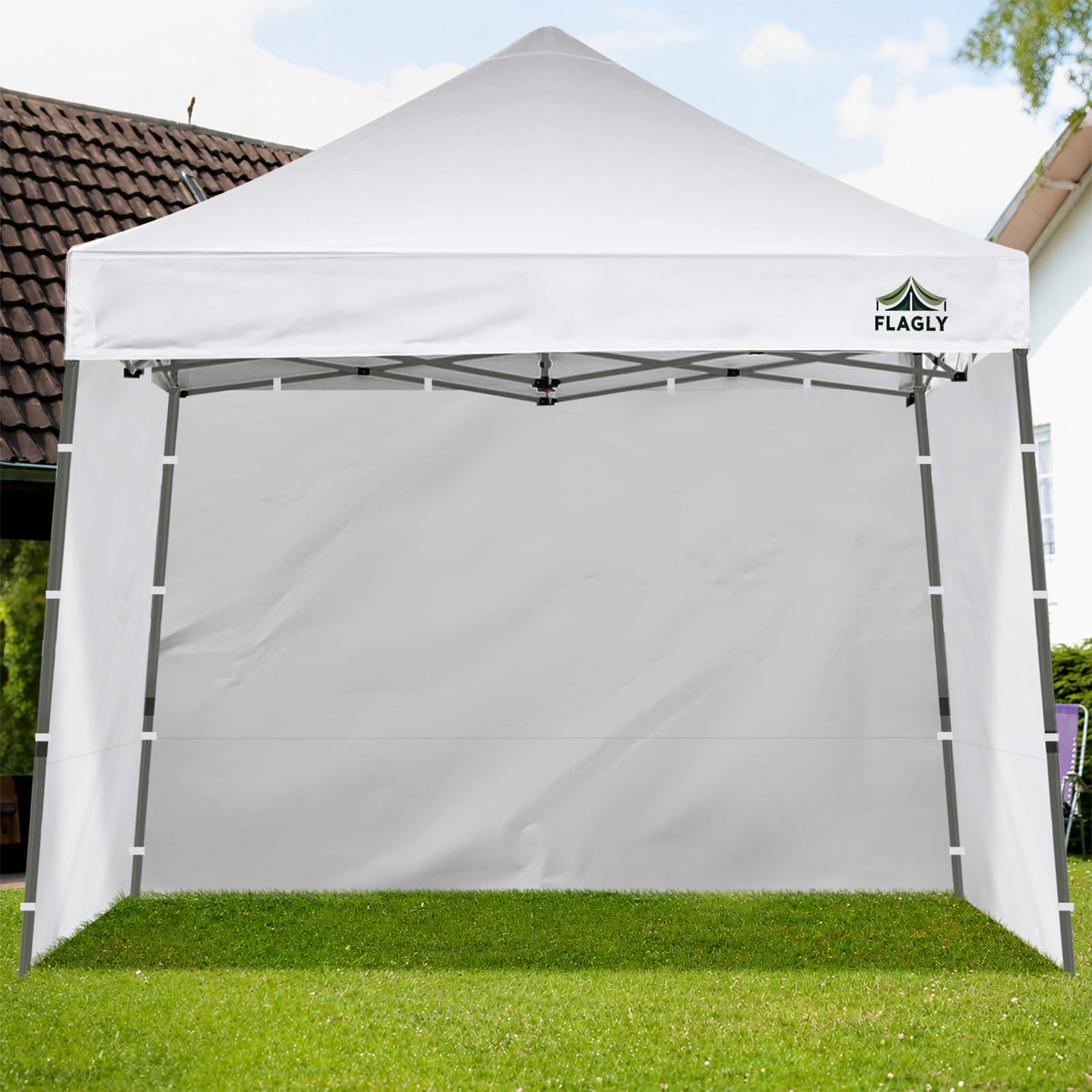 FLAGLY sidewalls installed on a vendor booth providing privacy and shade benefit