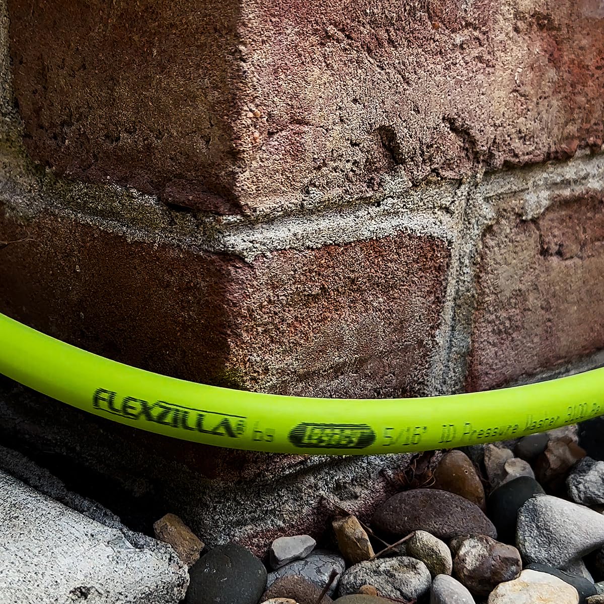 Flexzilla quick‑connect fitting and label showing secure attachment