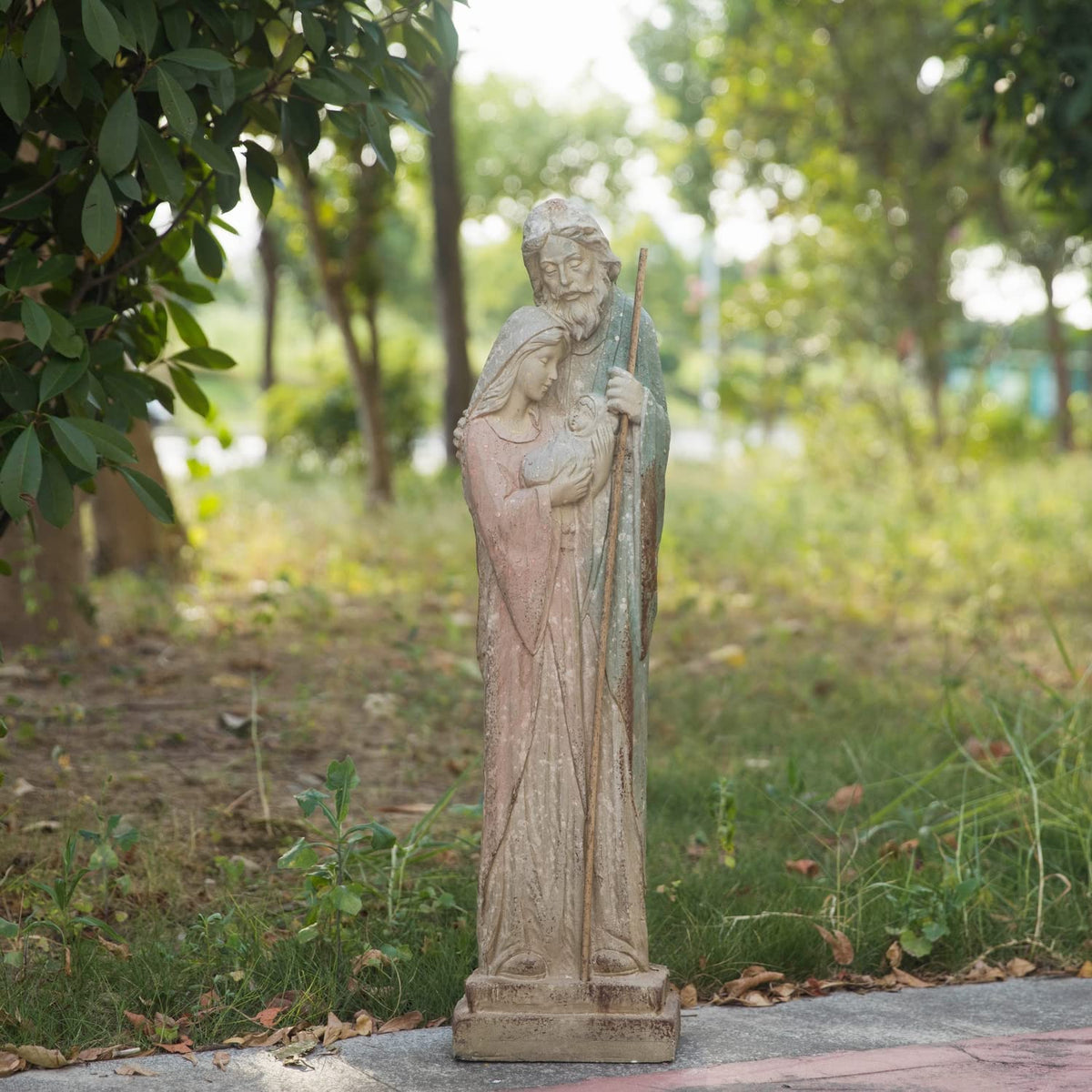 Flooreal Holy Family front view showing full statue and graceful composition