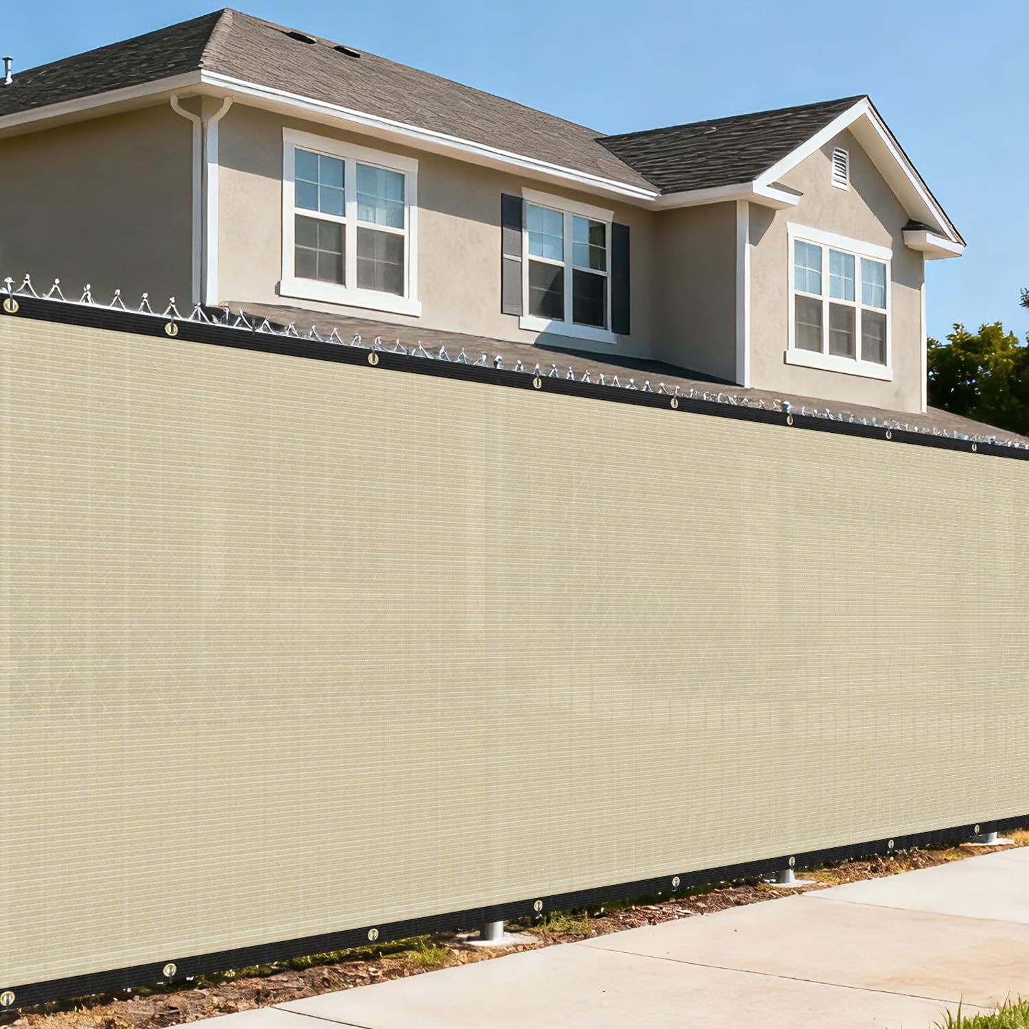 FLORALEAF front packaging showing beige privacy screen, clear product benefit