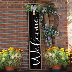 flowtorely front view of black wood welcome sign showing full design and charm