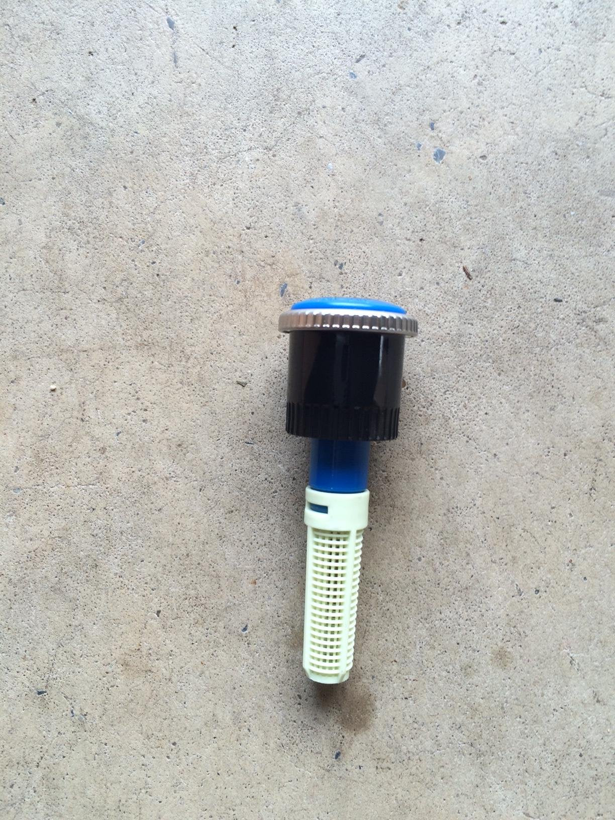 Fluidra MP300090 installed in lawn demonstrating even turf watering and water savings